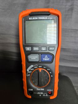 Klein Tools ET600 Insulation Resistance Tester with Case