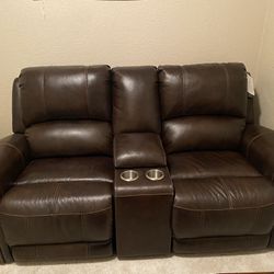 Ashley Furniture Buncrana Power Reclining Loveseat With Console