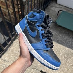 Marina blue Jordan 1- 8M
