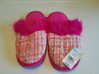 New girls slippers