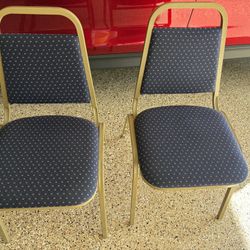 Stackable Chairs 