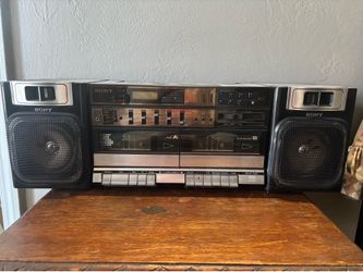 Vintage Sony CFS-W500 Dual Cassette AM/FM Stereo Boombox
