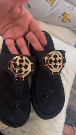 New sandles size 7.5