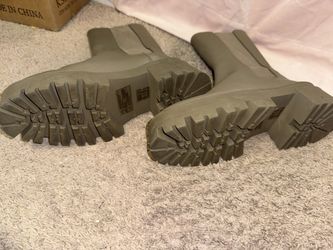 Green Hard Platform Boots