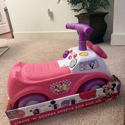 Minnie Mouse Ride-on Toy