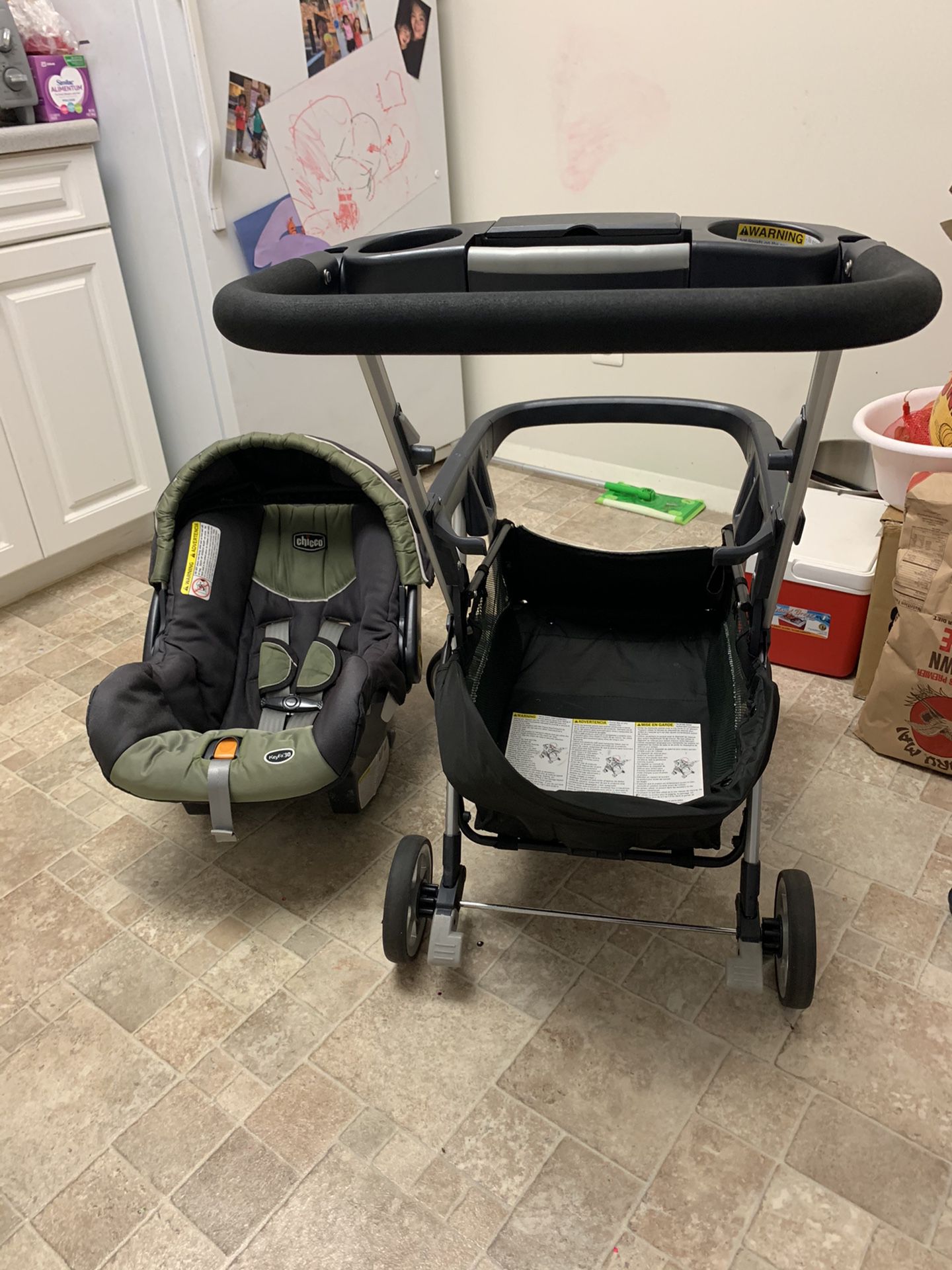 Chicco KeyFit 30 Stroller + Carseat