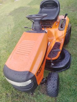 42" riding lawnmower runs good ready to cut