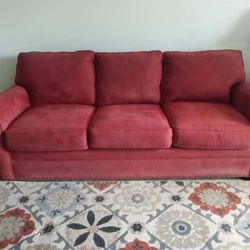 Cindy Crawford Sofa