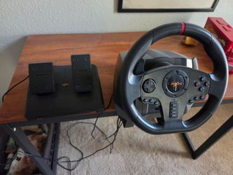 Gaming steering wheel set used with x-box