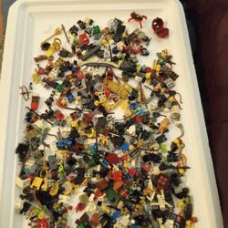 Giant Minifigure Lot