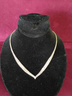10k yellow gold necklace