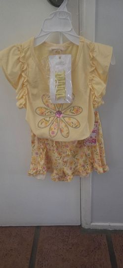 Girl 3 piece short and blouse outfit