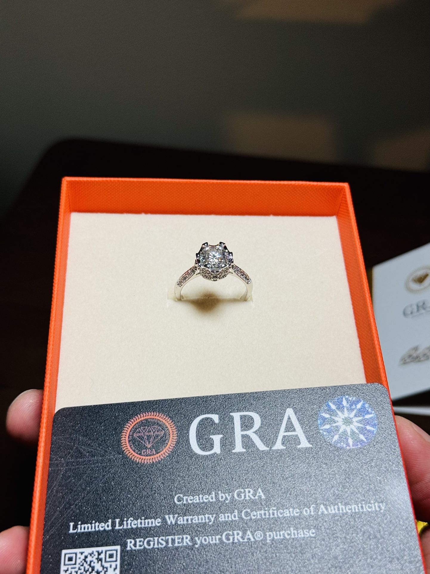 Sz 9 Round cut 2 ct moissanite ring + 14k White gold