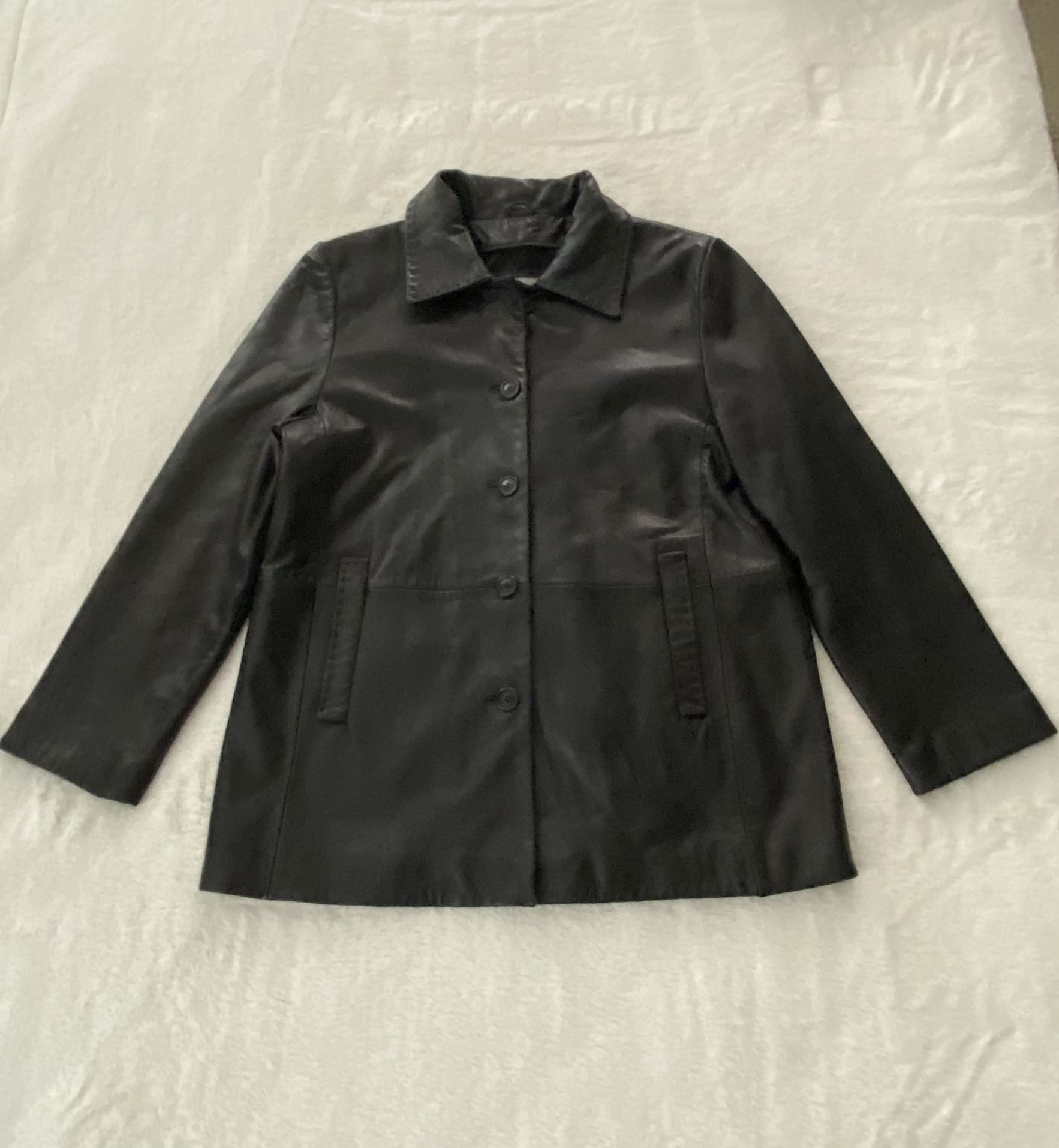 Women’s Black Genuine Leather Jacket Size Medium,