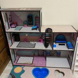 LOL Doll House