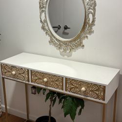 Mirror And Table 