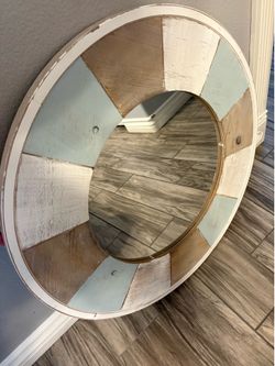 Coastal wooden mirror