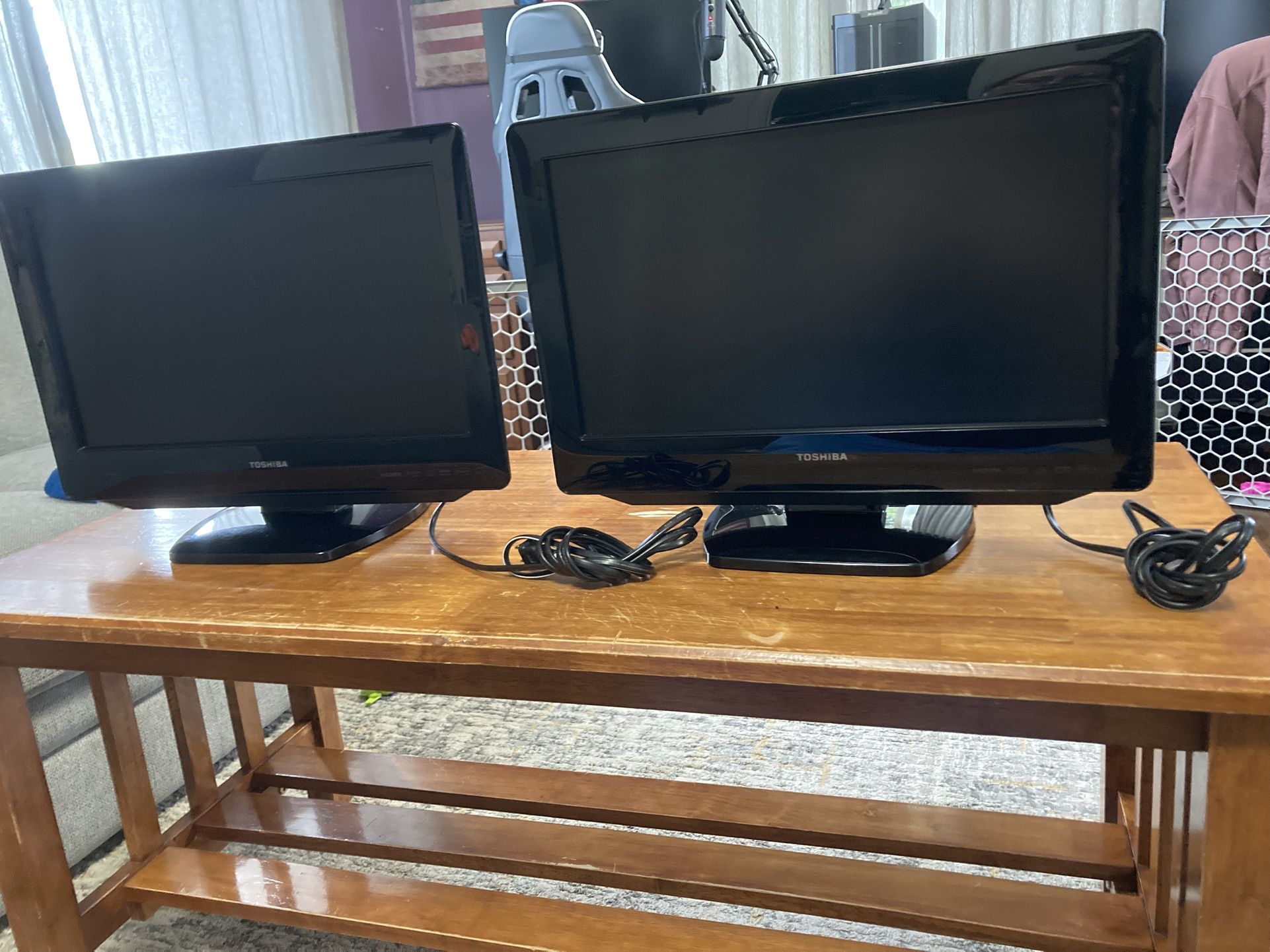 Toshiba 19" 720p HD LCD Television