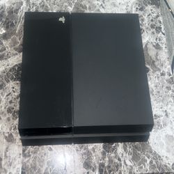 PS4 Slim 