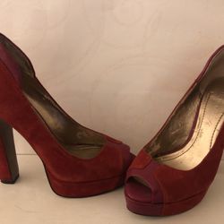 5” BCBG size 7 Red High Heels