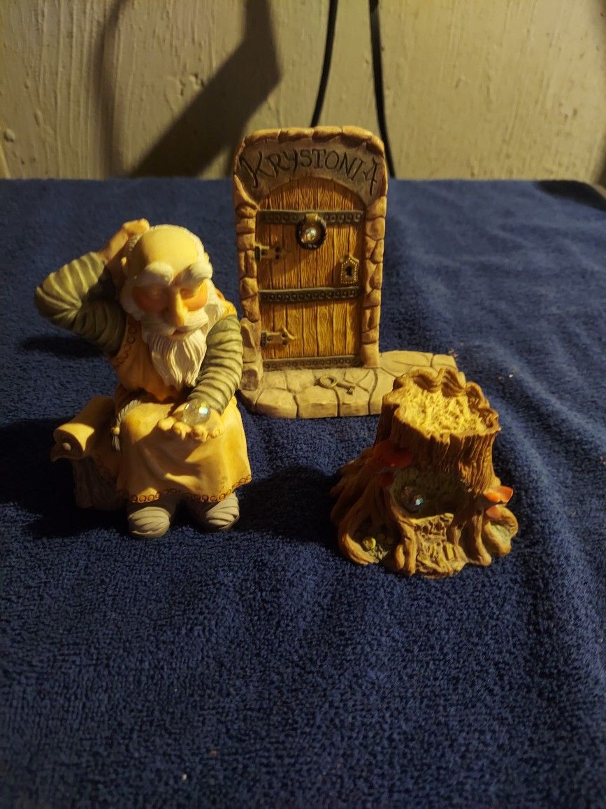 World Of Krystonia Figure