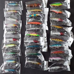 Bass Pike Fishing Lures Minnow Baits Brand New 30pcs Lot for Sale in  Wadsworth, IL - OfferUp