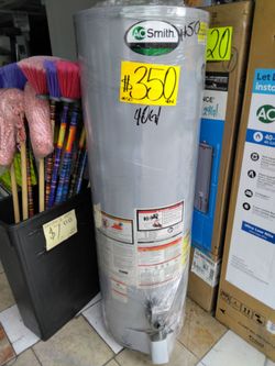 AO SMITH 40GL WATER HEATER