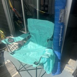 Fold Up Chair W/bag & Tommy Bahama Umbrella 