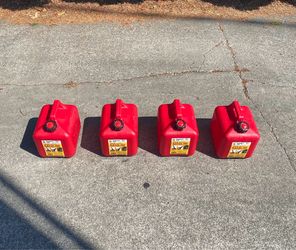 2 Gallon Fuel Cans