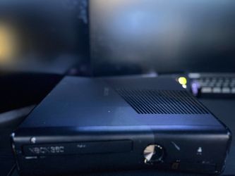 Xbox 360 slim (Bundle)