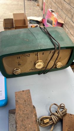 Vintage radio