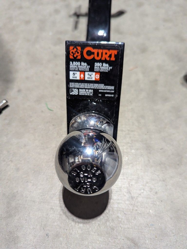 Curt Hitch And Ball 1 1/4"