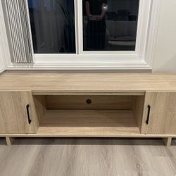 Tv Stand / Media Console