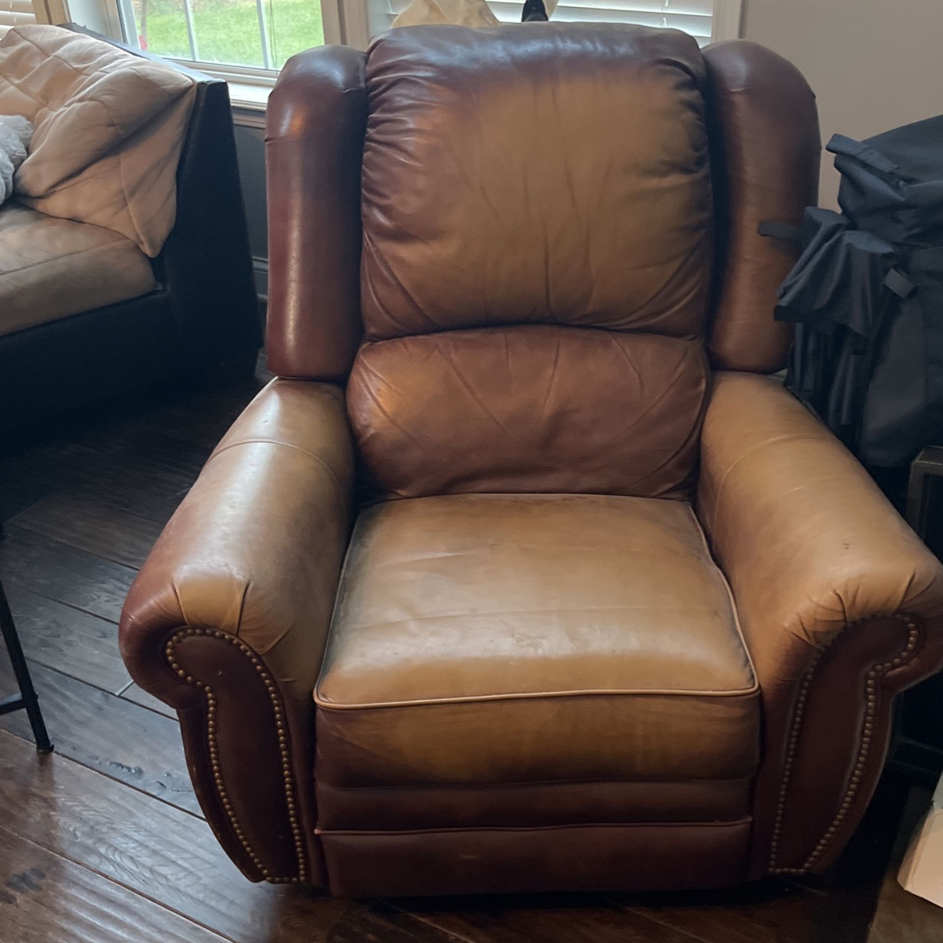Leather Recliner for Sale in Plainfield, IL OfferUp