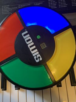 Simon electronic game