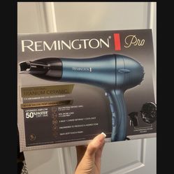 Blow Dryer Remington Pro New ! 