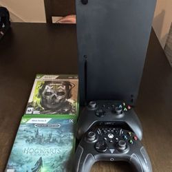 SERIES X 1TB BUNDLE - 2 CONTROLLER, BATTERIES, HOGWARTS & COD 