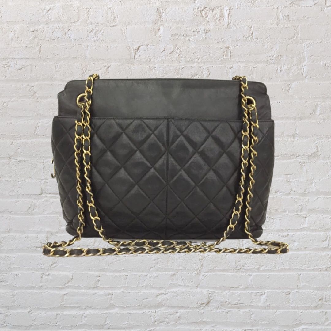 CHANEL Bag Shoulder bag Black Leather Matelasse CC logo Authentic for Sale  in Detroit, MI - OfferUp