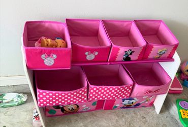 Toy chest