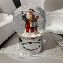 Land’s End Snow Globe 