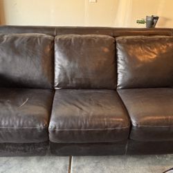  Free Couch.