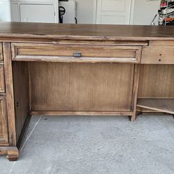 Executive Desk 
