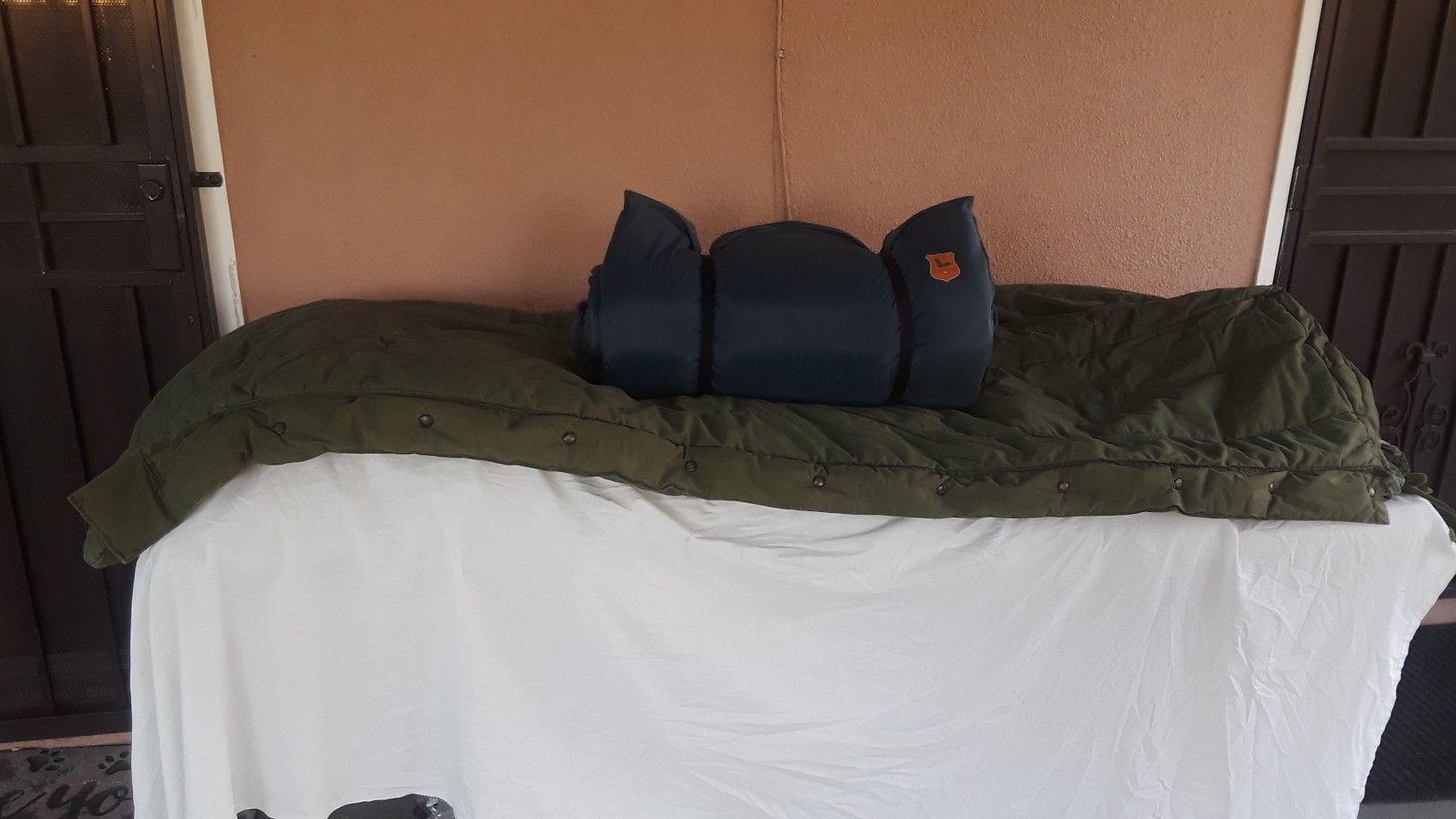 Army sleeping bag