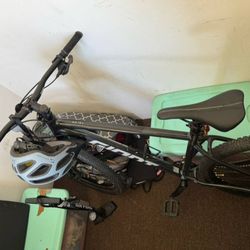 Giant Talon Mountain Bike