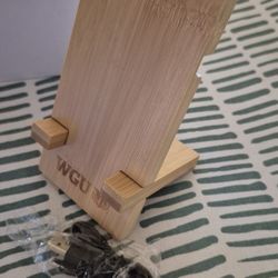 New Wireless Charger Charging Phone Stand Wood Bamboo 5W iPhone Samsung Galaxy Google Pixel Android Smartphone