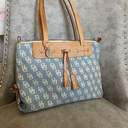 Dooney And Bourke Shopper Tote 