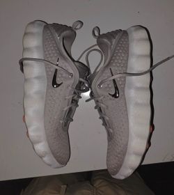 Nike mind 0002 size 13