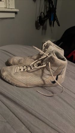 Nike inflict 4 wrestling shoes