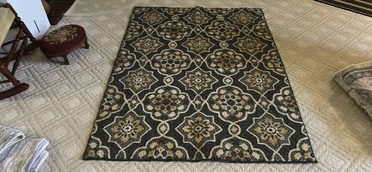 Area rug