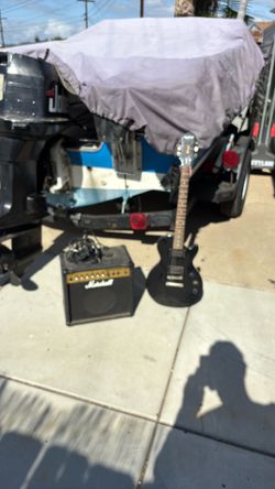 Epiphone  les Paul and Marshall amp